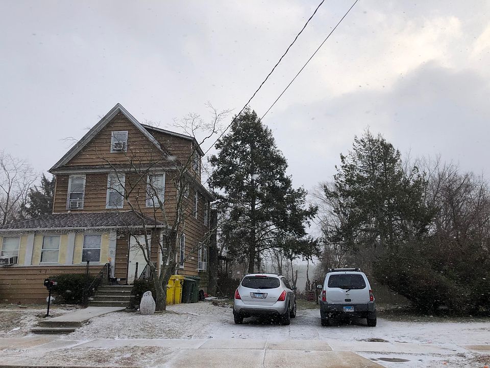 1st image of 412 Laurel Ave