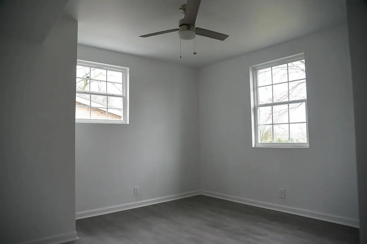 Building Photo - 206 Edgemeade Dr