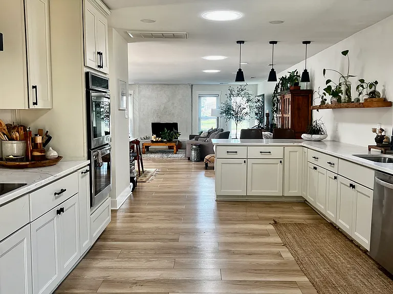 2201 Hunters Wood Way — Photo 26