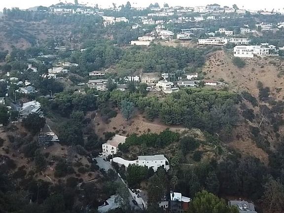 3rd image of 8314 Utica Dr