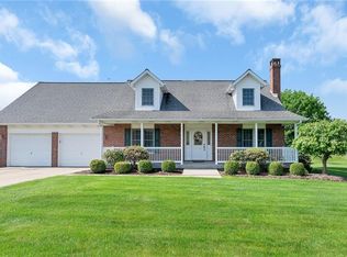 101 Belleshire Dr, Butler, PA 16001