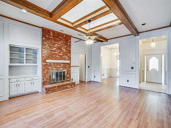 5th image of 1405 Harrington Dr