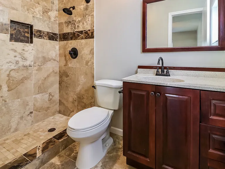 706 Hazy Meadow Ct — Photo 15