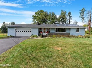 14 Van Buren Drive, Kinderhook, NY 12106