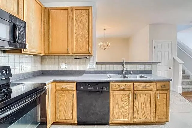 1500 Oxleymare Dr — Photo 11