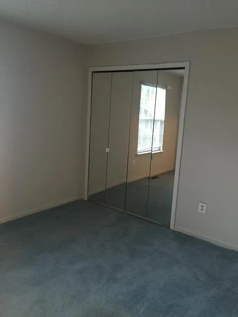 Building Photo - 20 Prestwick Way