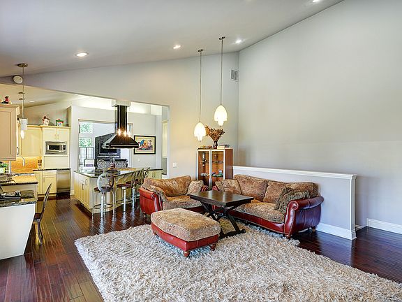 5th image of 4024 Witzel Dr