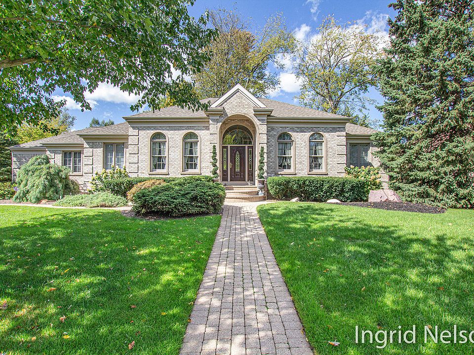 1st image of 3855 Bridgestone Dr NE