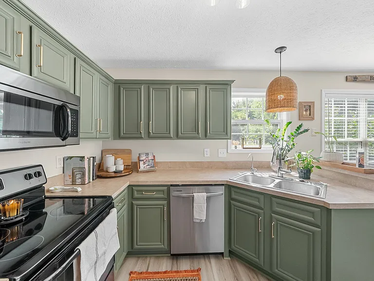 1092 Bobcat Dr — Photo 12