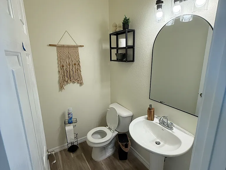 1510 Plaza Centre Dr #105 — Photo 5