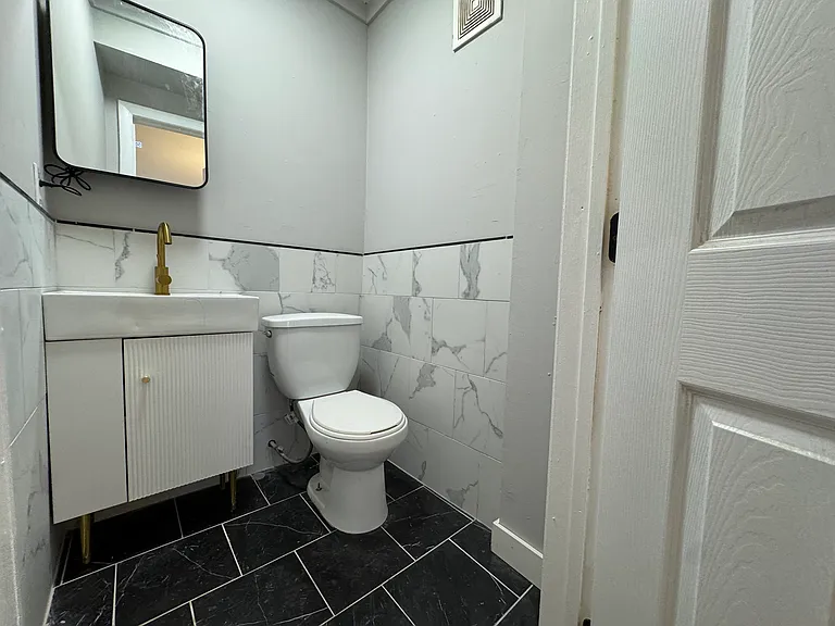 345 Myrtle St #3W — Photo 12