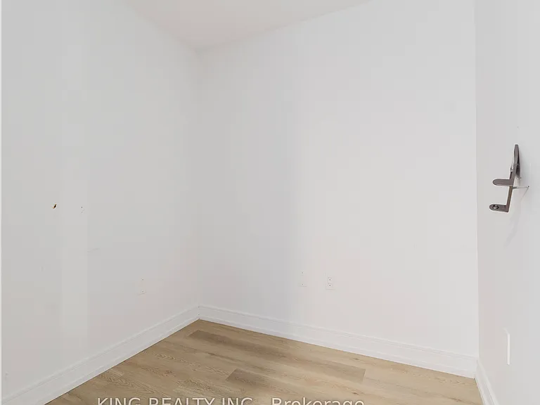 1 Jarvis St #531 — Photo 36