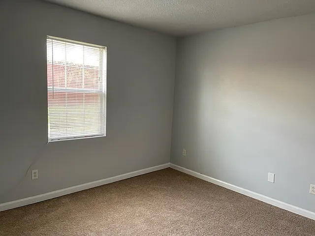 Spencer Trace Apartments — Photo 8