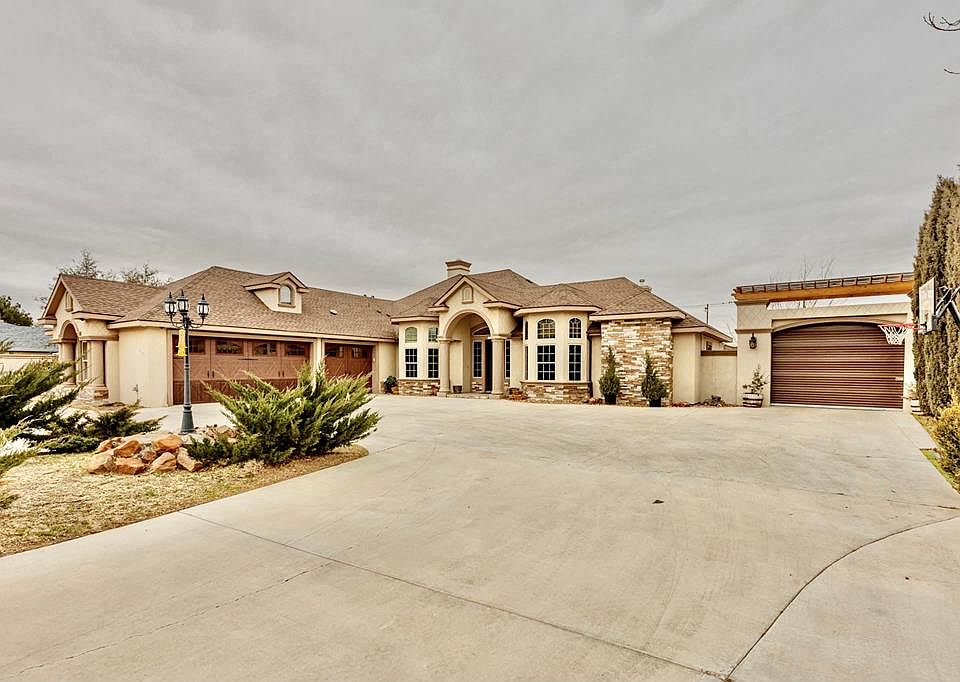 1st image of 2391 Bainbridge Dr