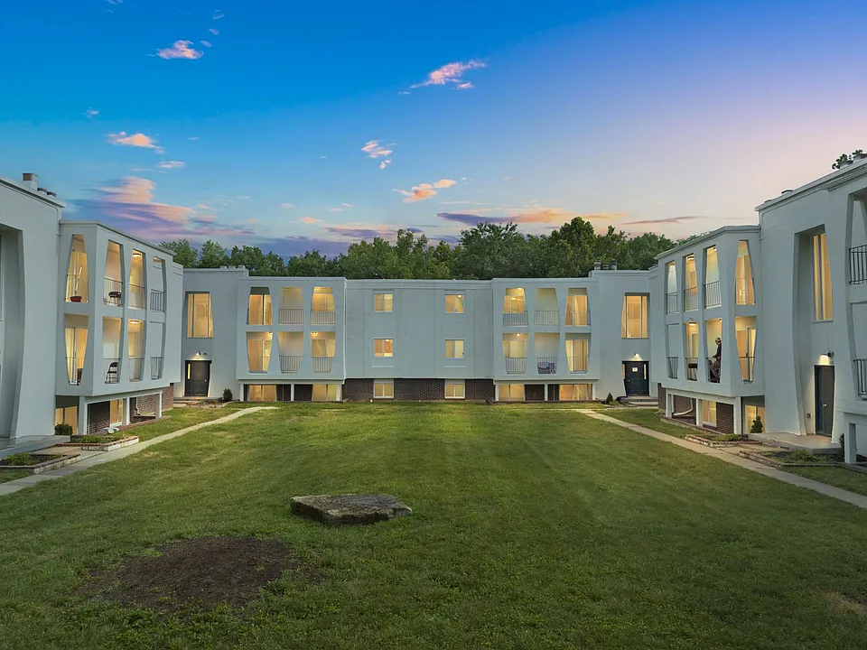 Windsong Apartments