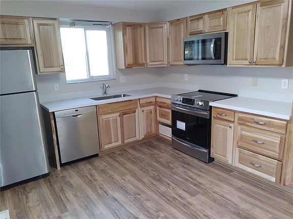 4th image of 2486 E Fisher Ln #B