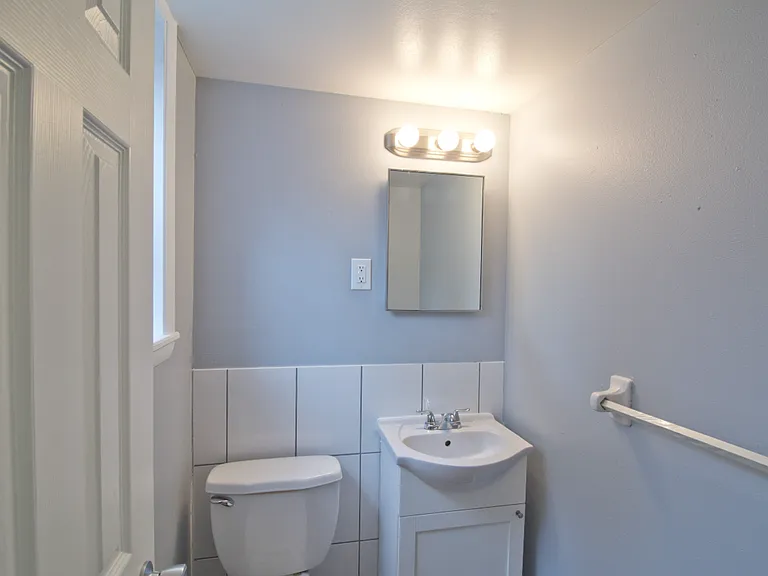 400 W Union St — Photo 49