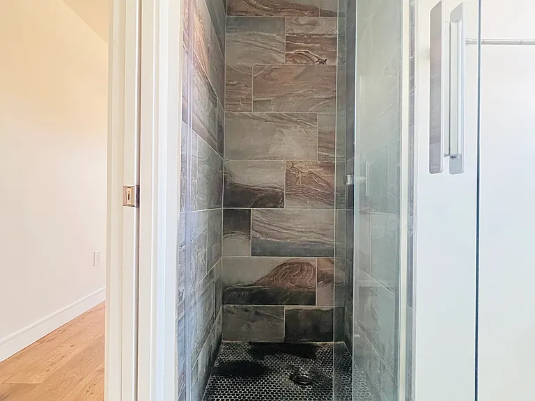 250 S Burlington Ave #250 — Photo 15