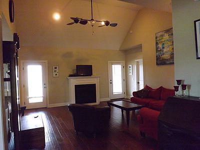 Living Room (1)