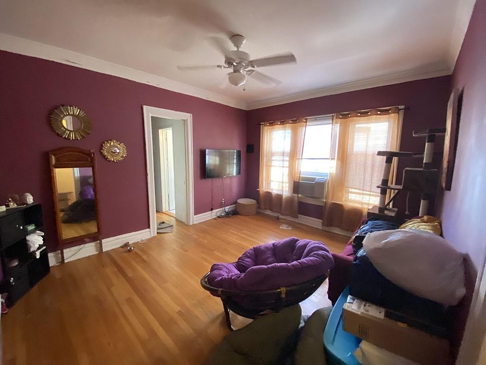 1st image of 5634 N Kenmore Ave APT 305