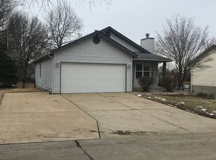 103 Twill Valley Dr, Saint Peters, MO 63376