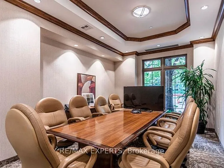 80 Harrison Garden Blvd #215 — Photo 24