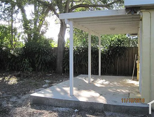 280 NW 51st St — Photo 2