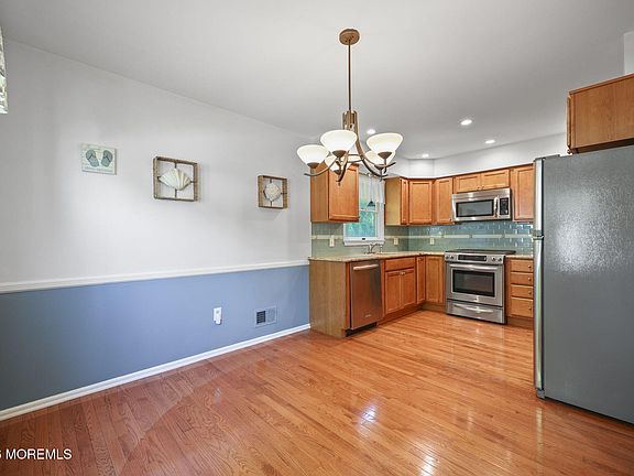 5th image of 1602 L Street