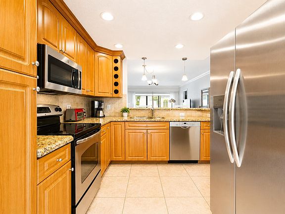 3rd image of 1501 S Ocean Boulevard #123