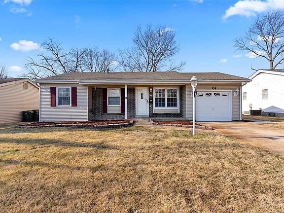 3rd image of 538 Fox Crest Dr