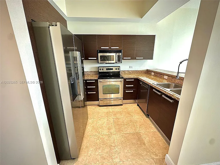 2525 SW 3rd Ave #705 — Photo 4