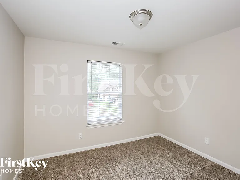 2516 Macie Glen Ct — Photo 11