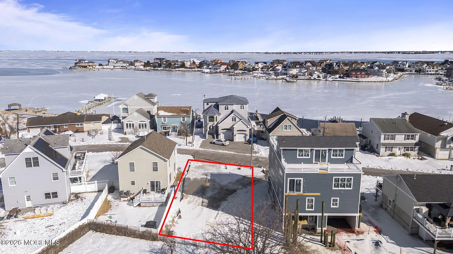 3261 Windsor Avenue photo 1