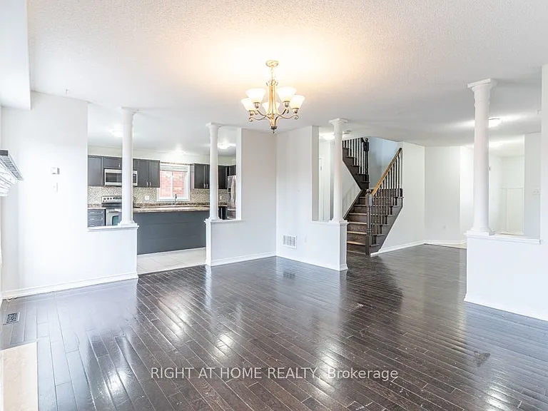 1373 Hunter St — Photo 11