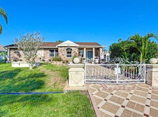 620 SW Granadeer St, Pt Saint Lucie, FL 34953