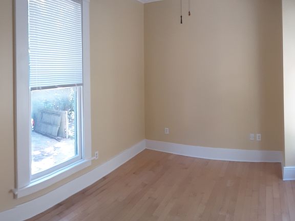 3rd image of 310 E Anderson St #C