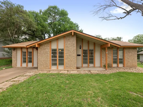 902 Emerald Wood Dr, Austin, TX 78745