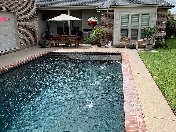 5th image of 14300 Lake Path Dr