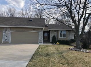 401 NW Timberbrooke Dr, Lees Summit, MO 64081