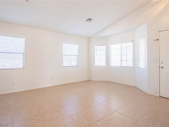 4th image of 3747 Shadow Tree St