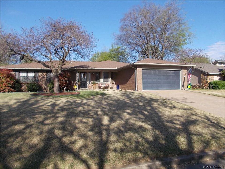 1st image of 2503 W Driftwood Dr