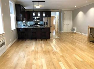 139 Dahill Rd #2, Brooklyn, NY 11218