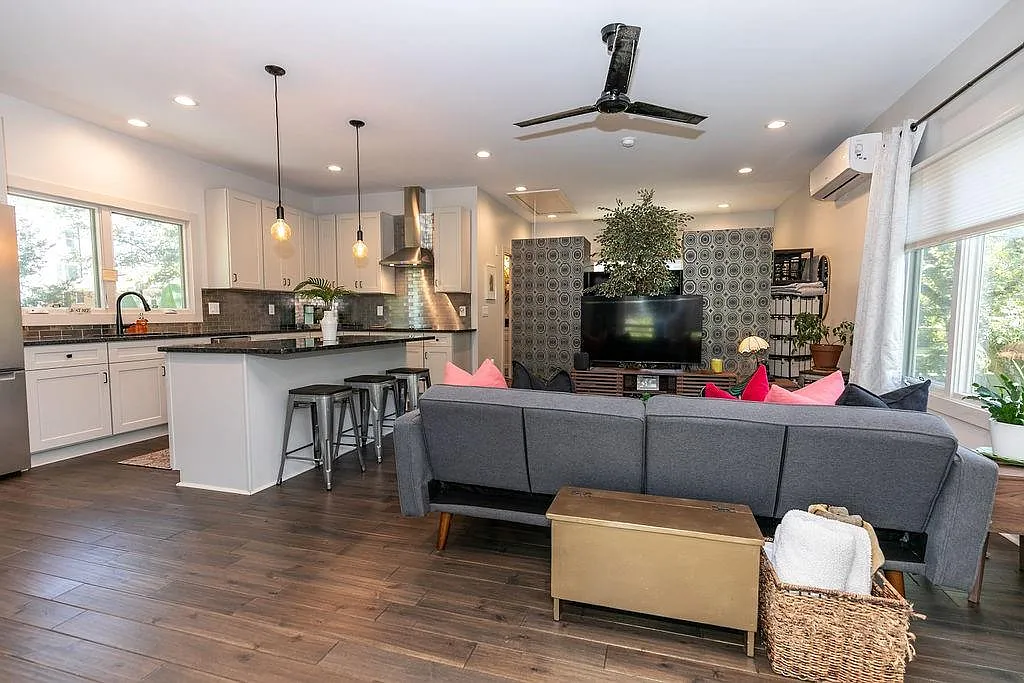 1 bed, 1.0 bath, 650 sqft, $2,650 — Photo 3