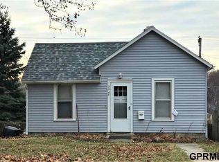 2328 N 65th St, Omaha, NE 68104