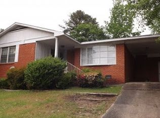 1631 Coley Dr, Fayetteville, NC 28301