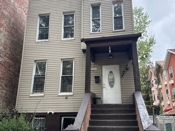 (undisclosed Address)