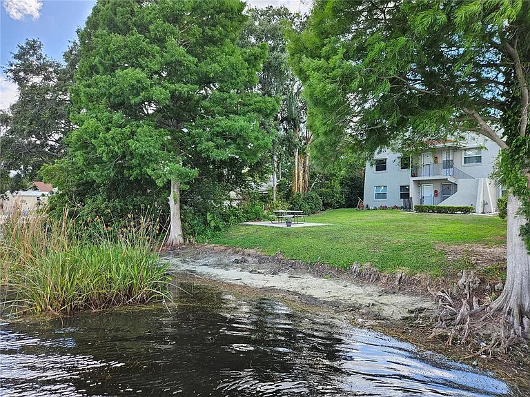1103 Cypress Gardens Blvd #17 — Photo 20