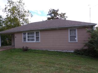 1014 E Springfield Rd, Owensville, MO 65066