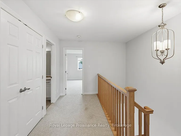 16 Ledgerock Ct — Photo 22