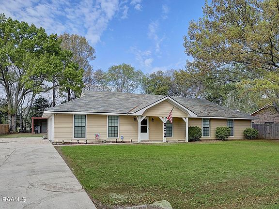 2nd image of 117 Dayna Dr
